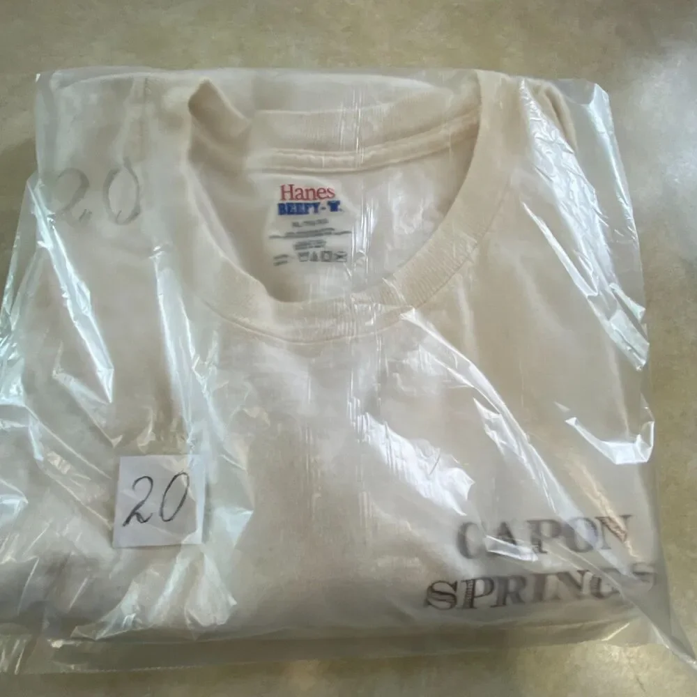 Hanes Beefy-T Mens XL Off White Capon Springs West Virginia Graphic T-Shirt